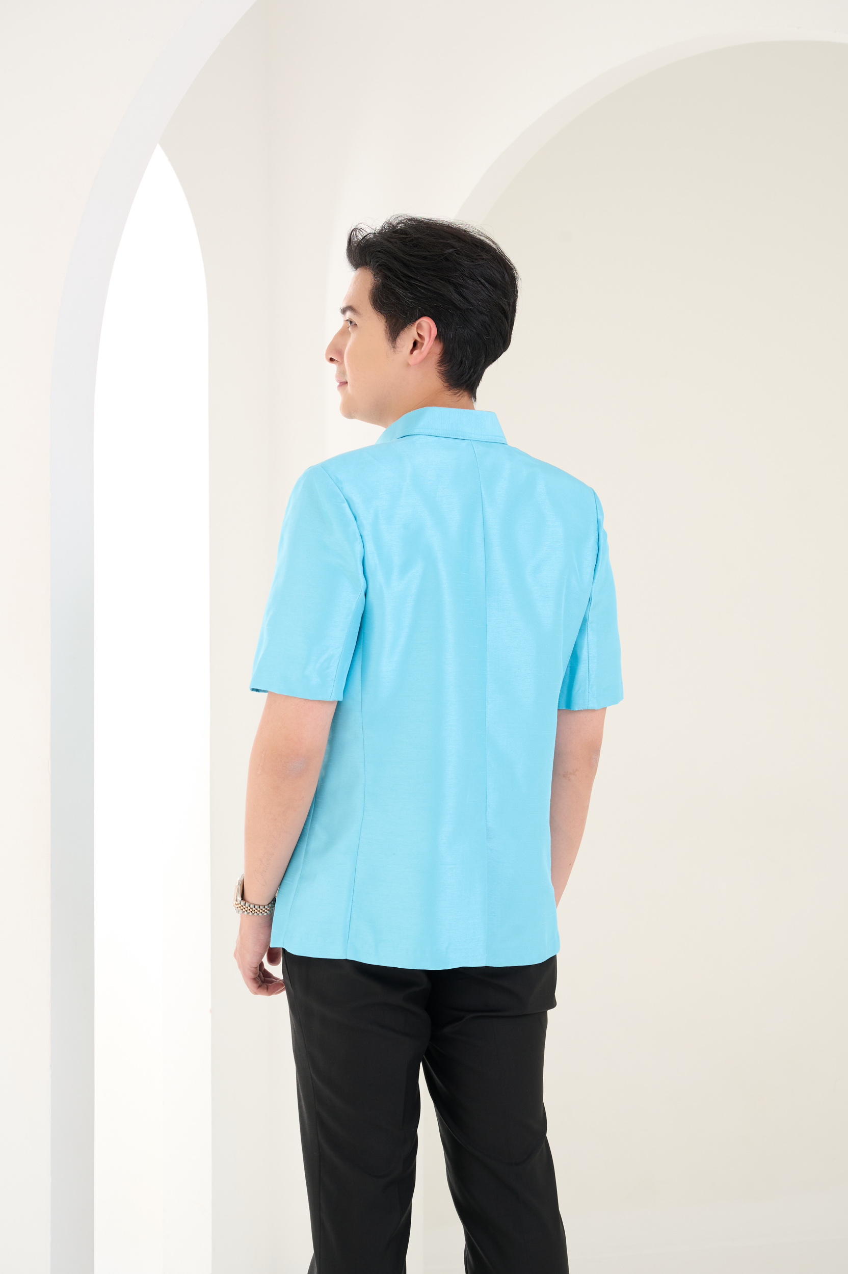 เสื้อผ้าไหมแพรทอง สีฟ้า ไซส์ XL