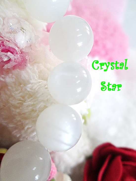 สร้อยข้อมือมูนสโตน