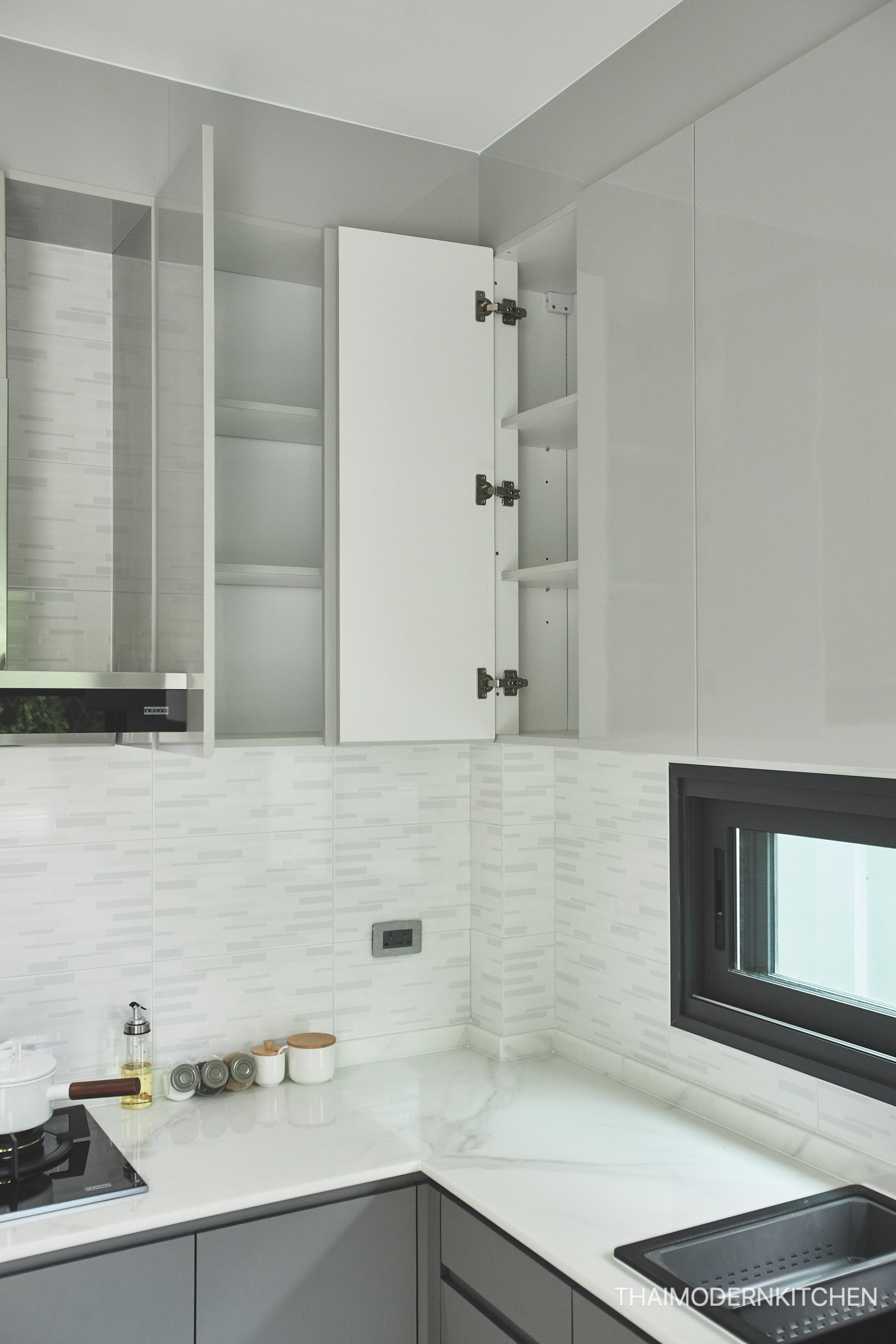 ครัวบิ้วอินบ้านคุณดวงพร ราคา 96,000- หมู่บ้าน Patta Ville สำเนา