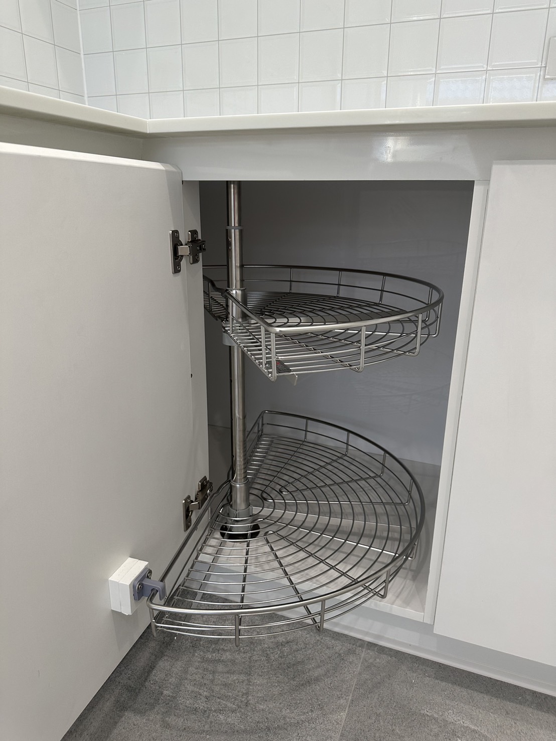 ครัวบิ้วอิน บ้านคุณพรชาคริต ราคา 99,000- (ทำ 2 วันคร่า) หมู่บ้านนันทวัน