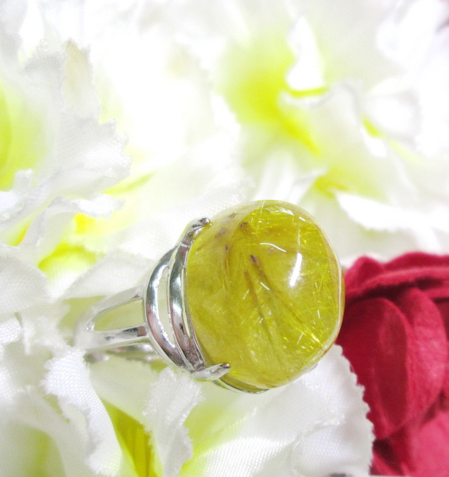 แหวนไหมทอง