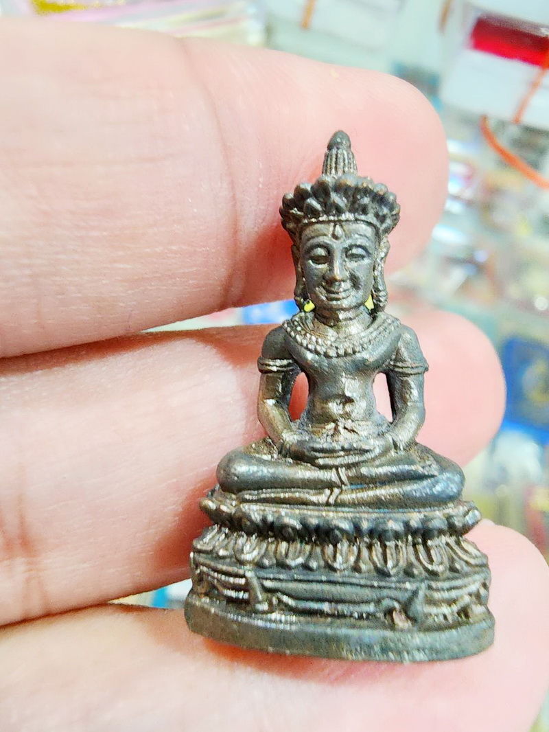 พระกริ่ง วัดประยูร ธรรมาราม เนื้อนวะโลหะ มีกล่องเดิม สร้างเนื้อเดียว (KP5476)