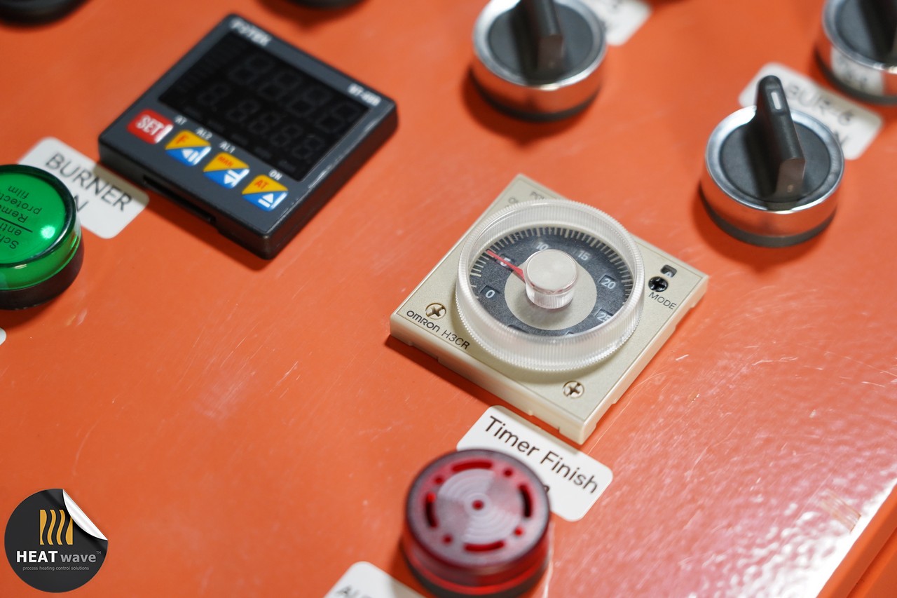 POWDER COATING CTRL MODULE FOR 6 BURNERS, 300x450x150 STEEL BOX, DIGITAL TEMP. CONTROLLER "FOTEK" TAIWAN, OMRON TIMER VERSION.3