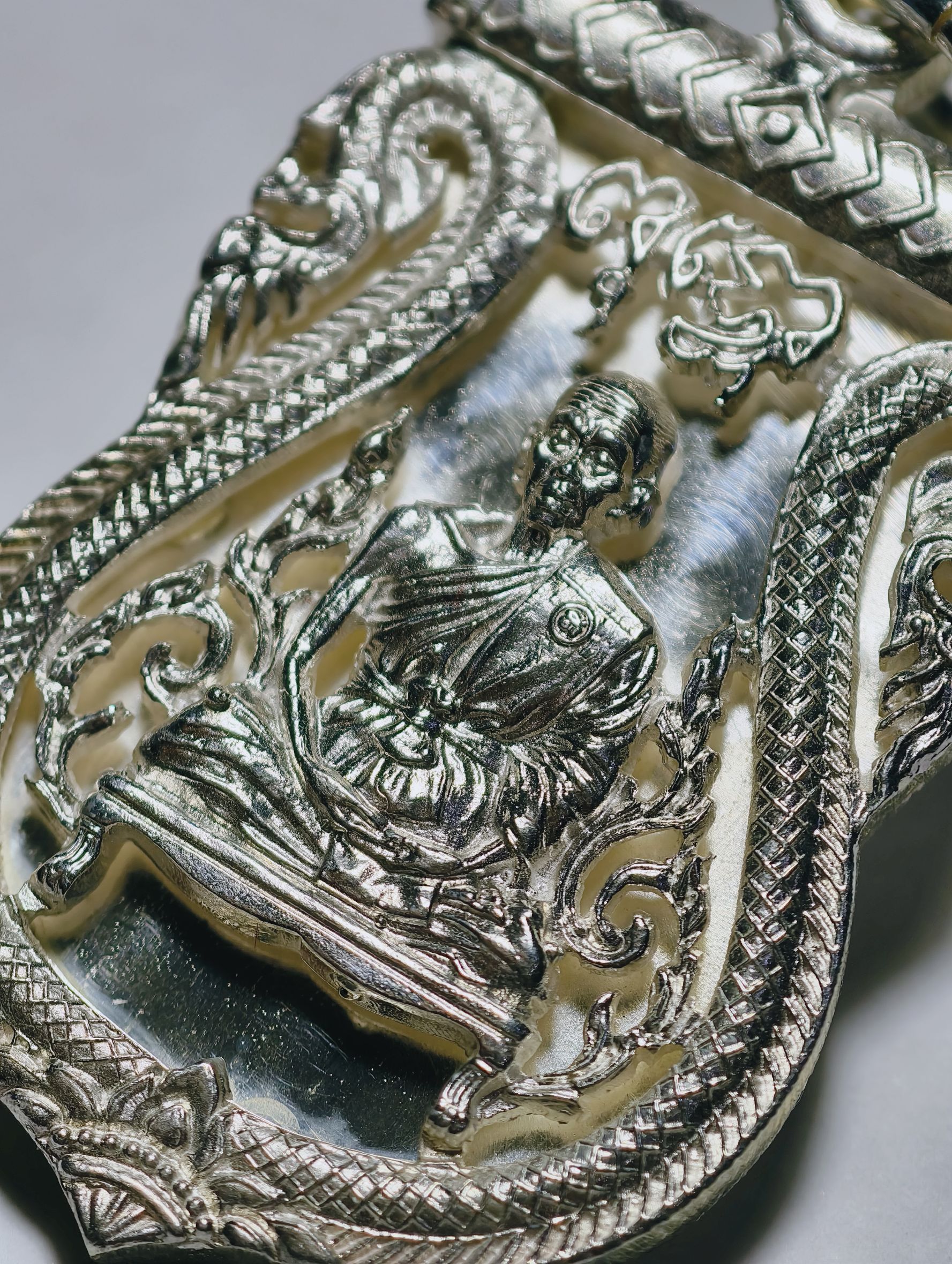 หลวงพ่อคูณ วัดบ้านไร่ เหรียญเสมาฉลุ รุ่น พุทธคูณสยาม เนื้อเงิน ปี2554 (AC3205)