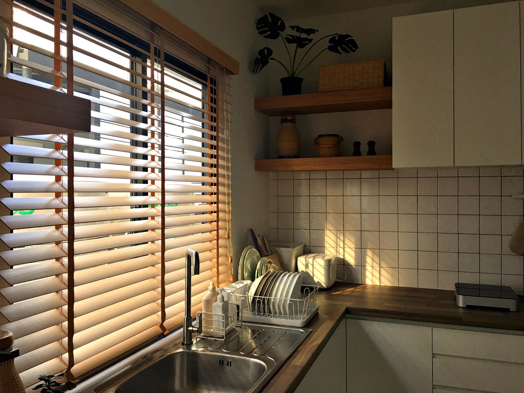 ครัวบิ้วอิน บ้านคุณกชกร หมู่บ้าน Pleno พหลโยธิน-วัชรพล 2 ถนนเพิ่มสิน แขวงคลองถนน 2 ตู้ล่าง+บน 2.4 ตู้ล่าง