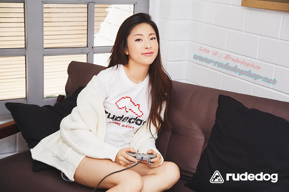 เสื้อยืดแขนสั้นผู้หญิง rudedog รุ่น Game Player (เกมส์-เพลย์เยอร์)