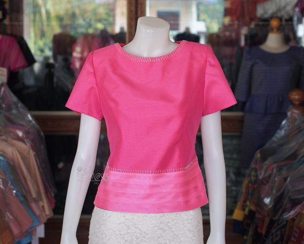 เสื้อผ้าไหมแพรทองแต่งชายผ้าแก้ว สีบานเย็น ไซส์ 3XL