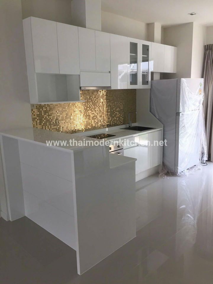 ครัวบิ้วอิน 2.8 ตู้บนล่าง + counter 1.5
