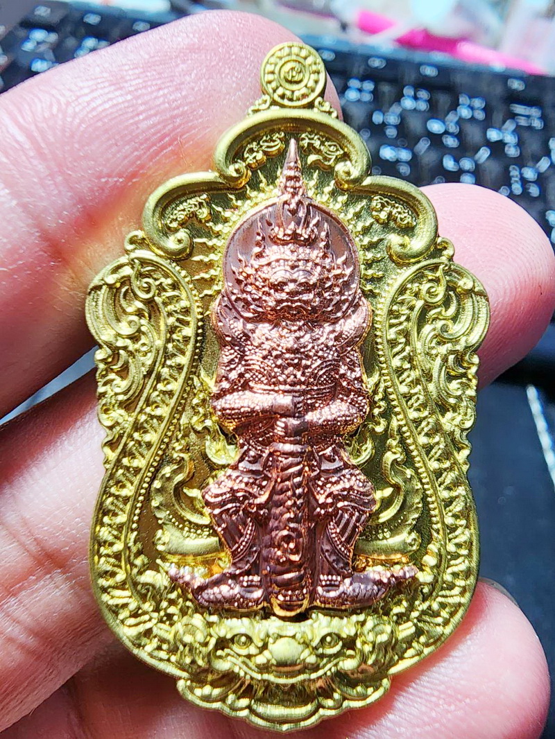 หลวงพ่อสุชาติ ท้าวเวสสุวรรณ เทพประทานพร ยกหน้ากาก โค้ดชัด (AB5400)