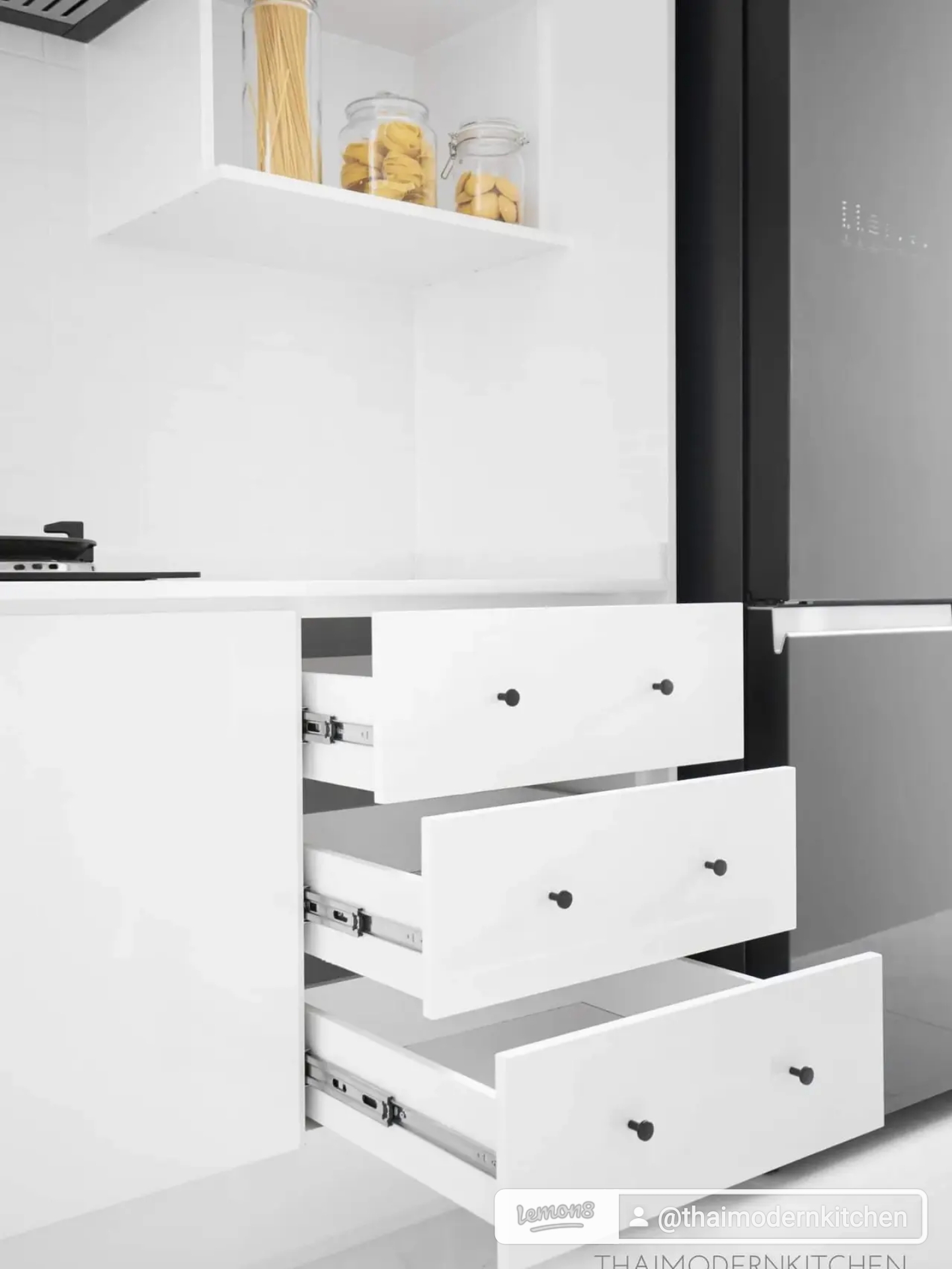 ครัวบิ้วอิน สีขาวบ้านคุณจอย สำเนา