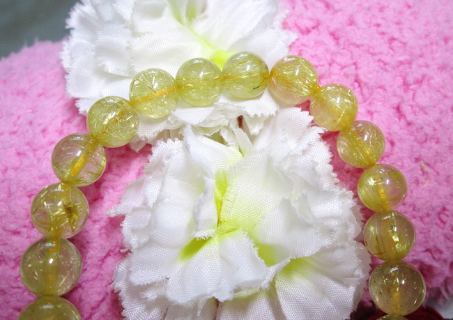 สร้อยข้อมือไหมทอง