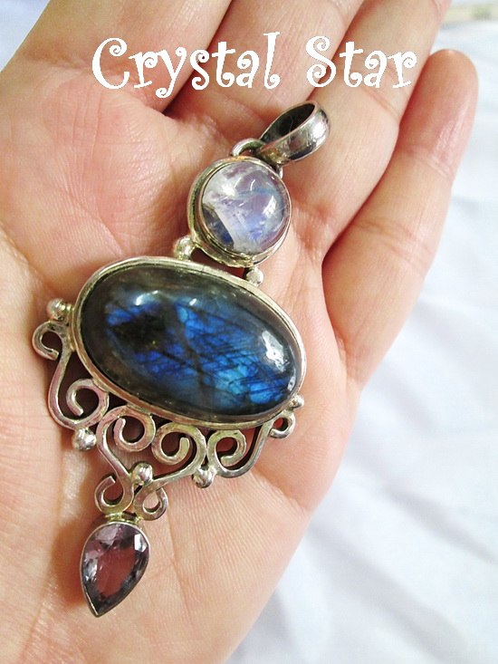 ขายแล้วค่ะ! จี้ Labradorite+มูนสโตน+อเมทิส