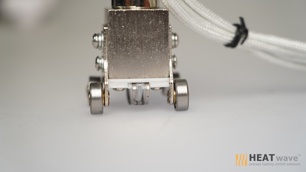 HEATwave Roller Surface Thermocouple - Light Contact With Guide Support Type l สายวัดอุณหภูมิสำหรับถังหมุน ชนิดสัมผัส