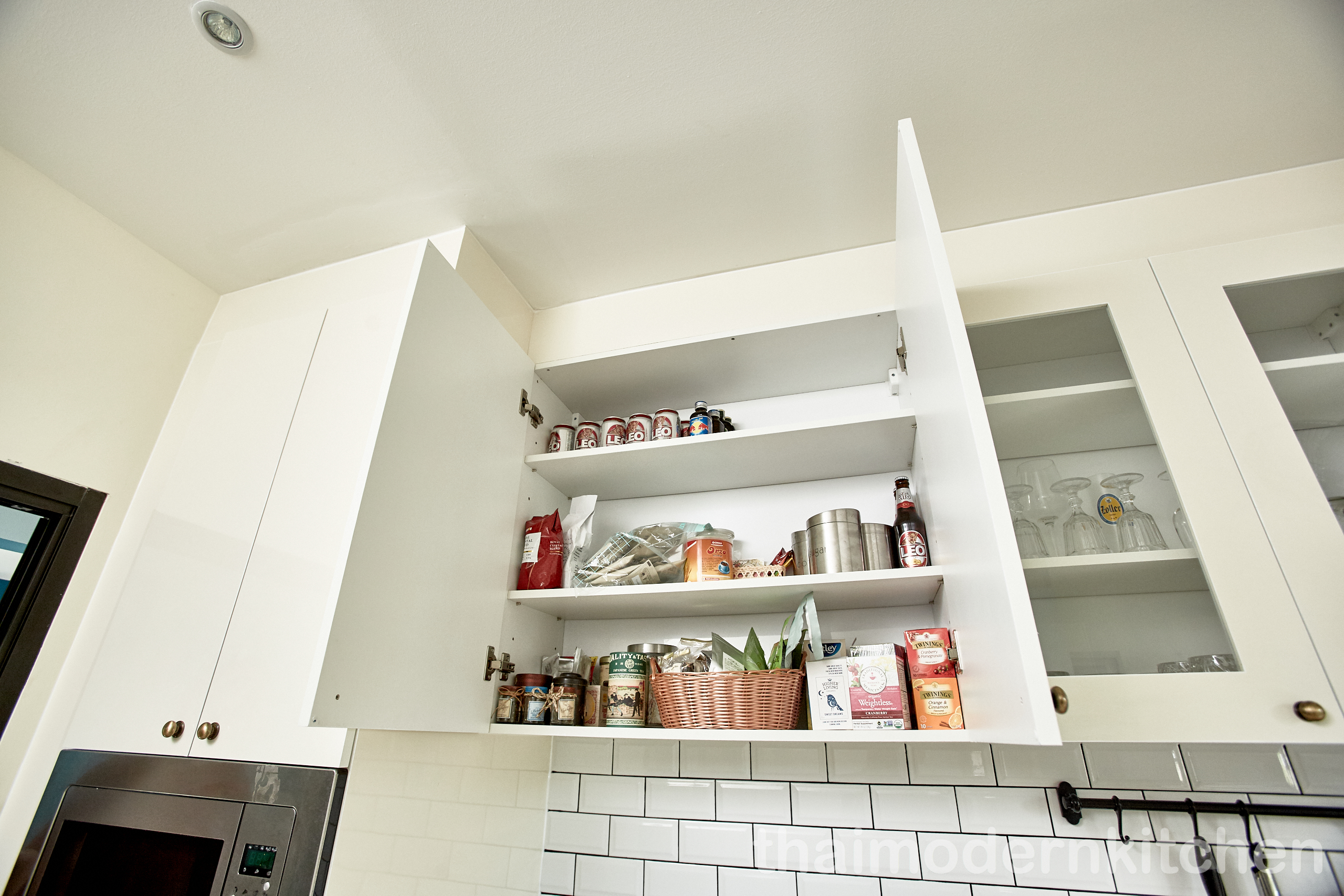 2.6 ตู้ล่าง+บน 0.6 ตู้เต็มสูง 220cm 2.2+1 เมตร ตู้ล่าง .