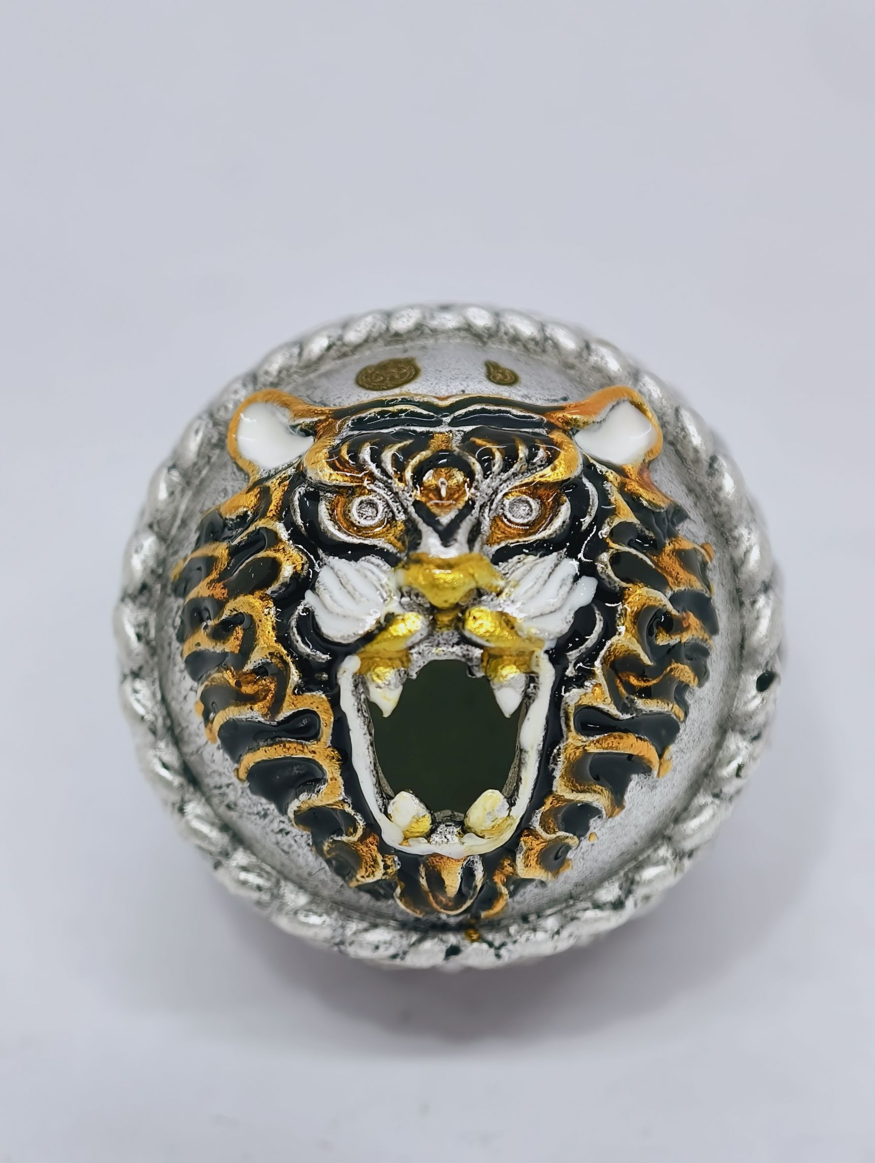 หลวงปู่ตือ วัดบางจาก ปรอทกรอ ในตำนาน เสือคงกระพัน เลข 6 KA2439