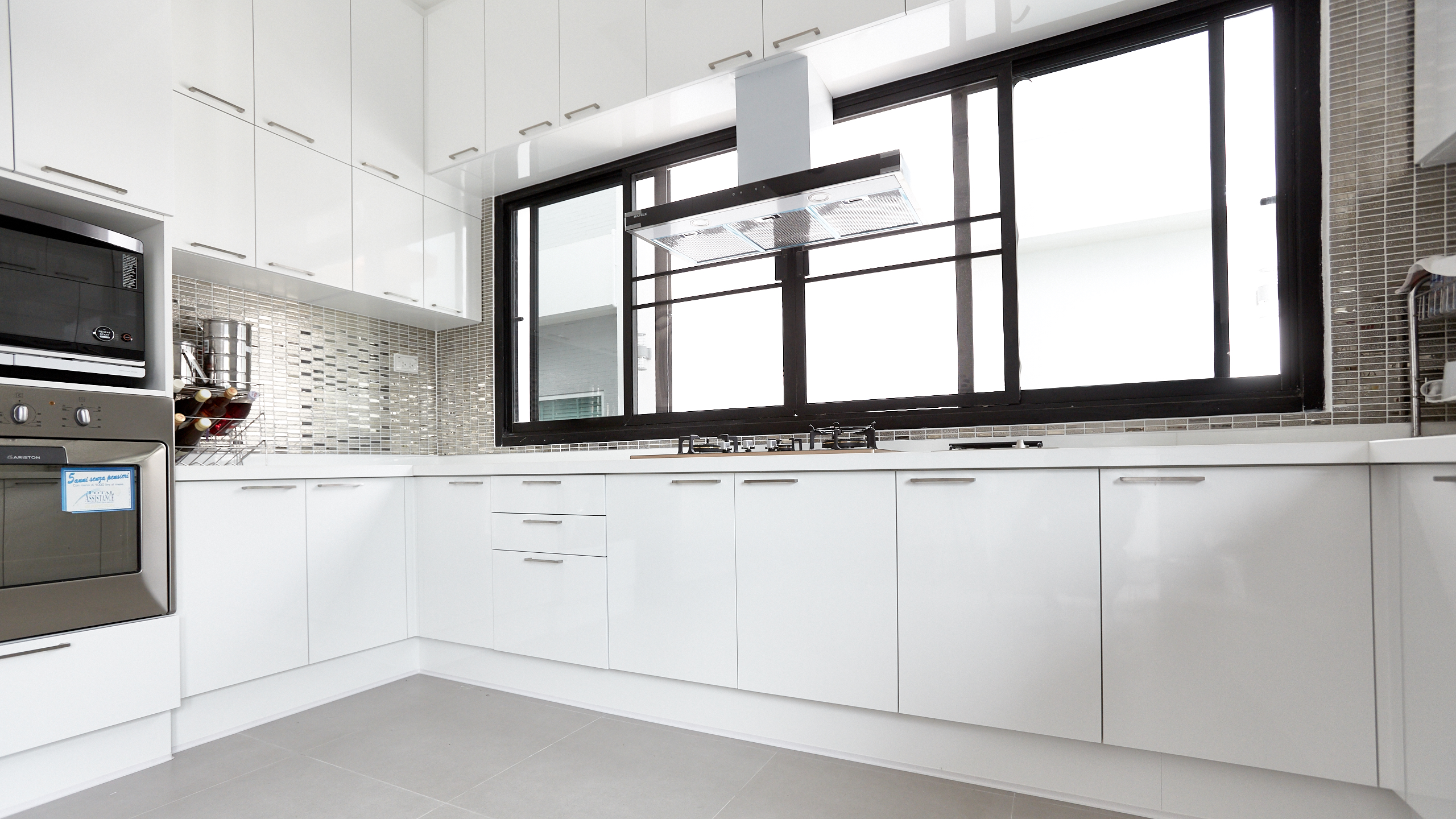 3 ตู้บน+ล่าง 3.2 ตู้บน+ล่าง 1.5 ตู้ล่าง