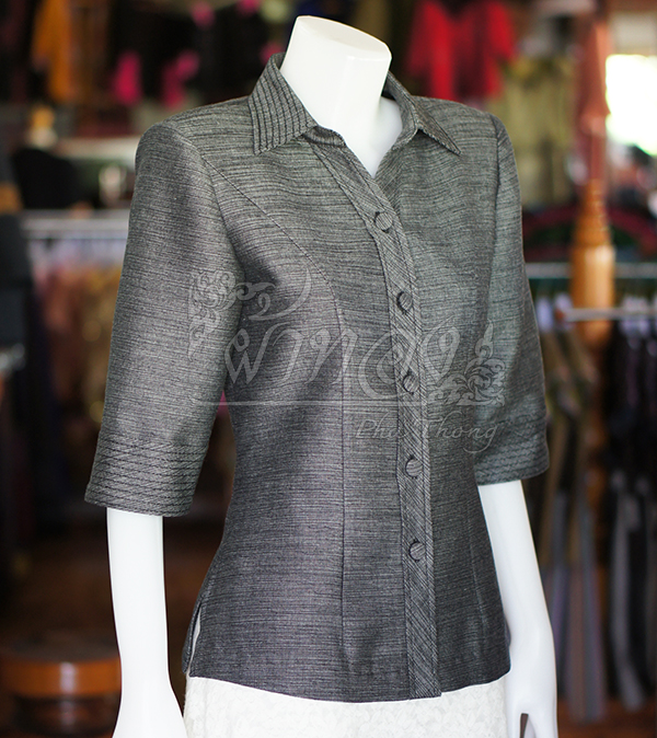 เสื้อผ้าฝ้ายสายฝน ปกเชิ้ตคอวี สีดำ ไซส์ L