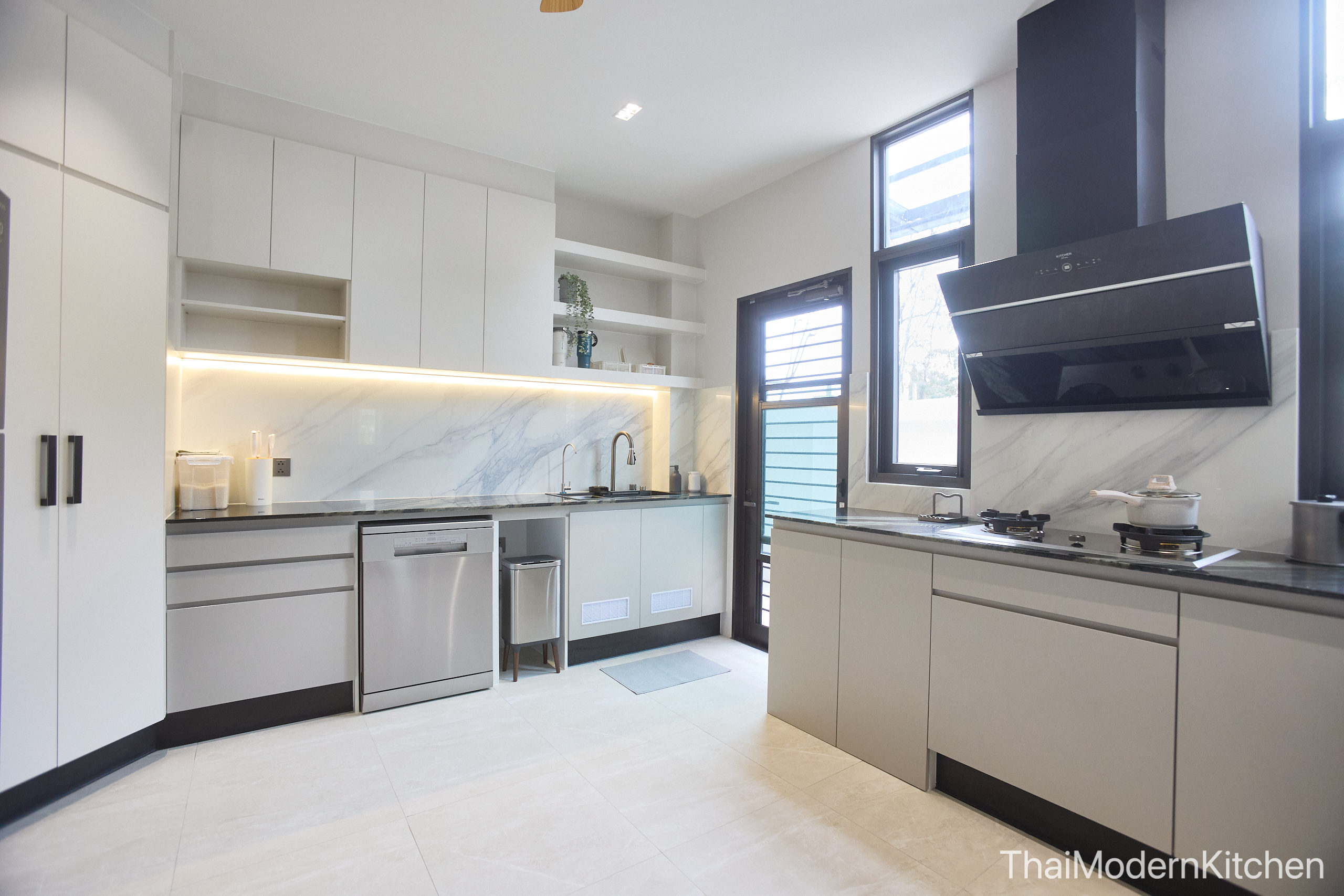 #ครัวบิ้วอิน บ้าน คุณปอ 190,000- ---แยกราคาให้ดู ด้านล่างนะคะ ---