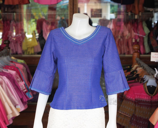 เสื้อผ้าฝ้ายสุโขทัย แต่งเดินไหม สีน้ำเงินอมม่วง ไซส์ S