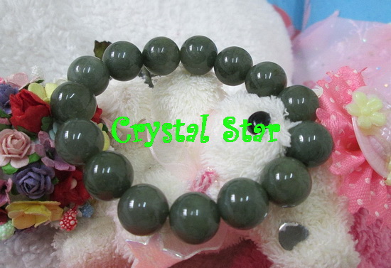 สร้อยข้อมือหยกพม่า