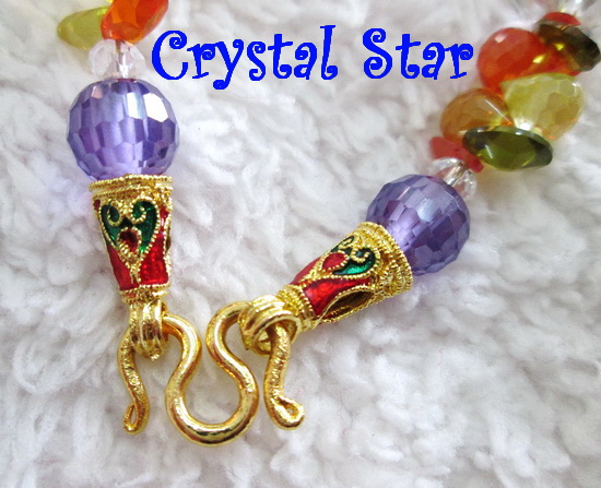 สร้อยคอมณีใต้น้ำและคริสตัล