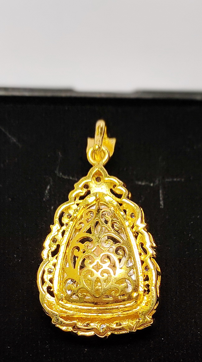 จี้หลวงพ่อโสธร