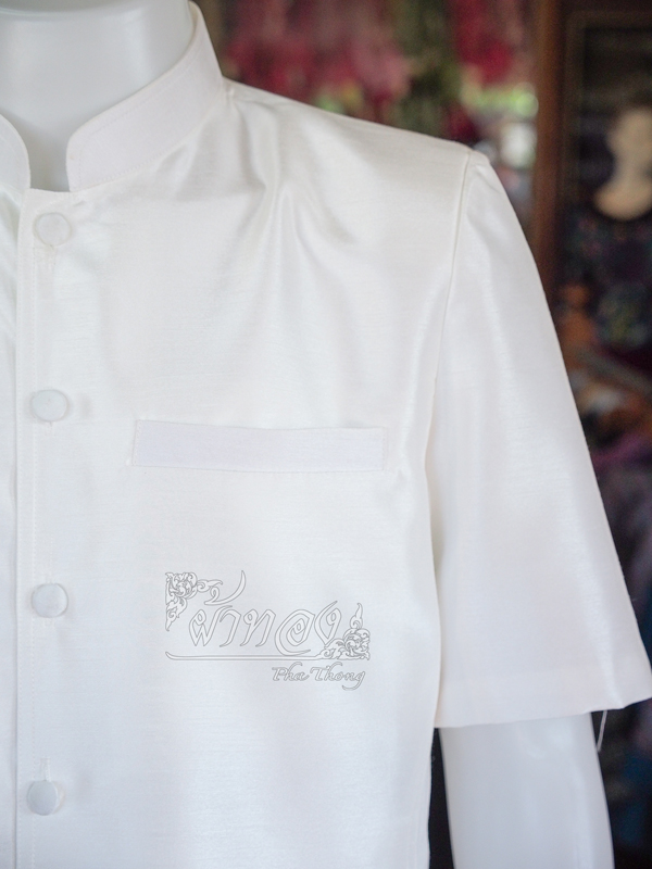 เสื้อผ้าไหมแพรทองคอพระราชทานแขนสั้น สีขาวนวล ไซส์ M