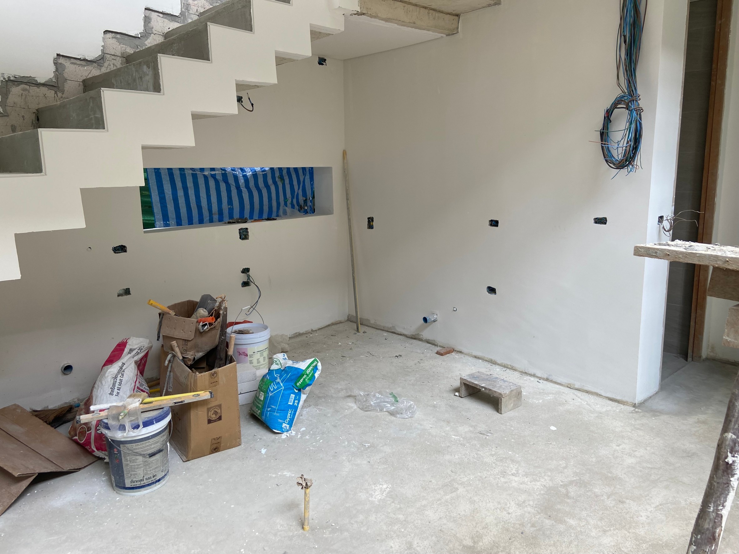 ครัวบิ้วอิน บ้านคุณพิชชา counter bar ไซด์น่ารักลงตัว ราคา 109000