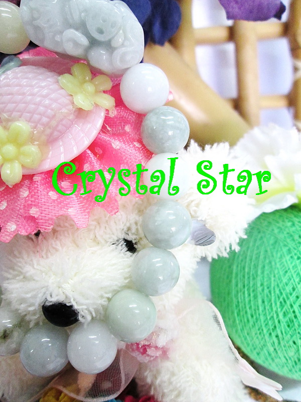 สร้อยข้อมือหยก+ผีเซี๊ยะ