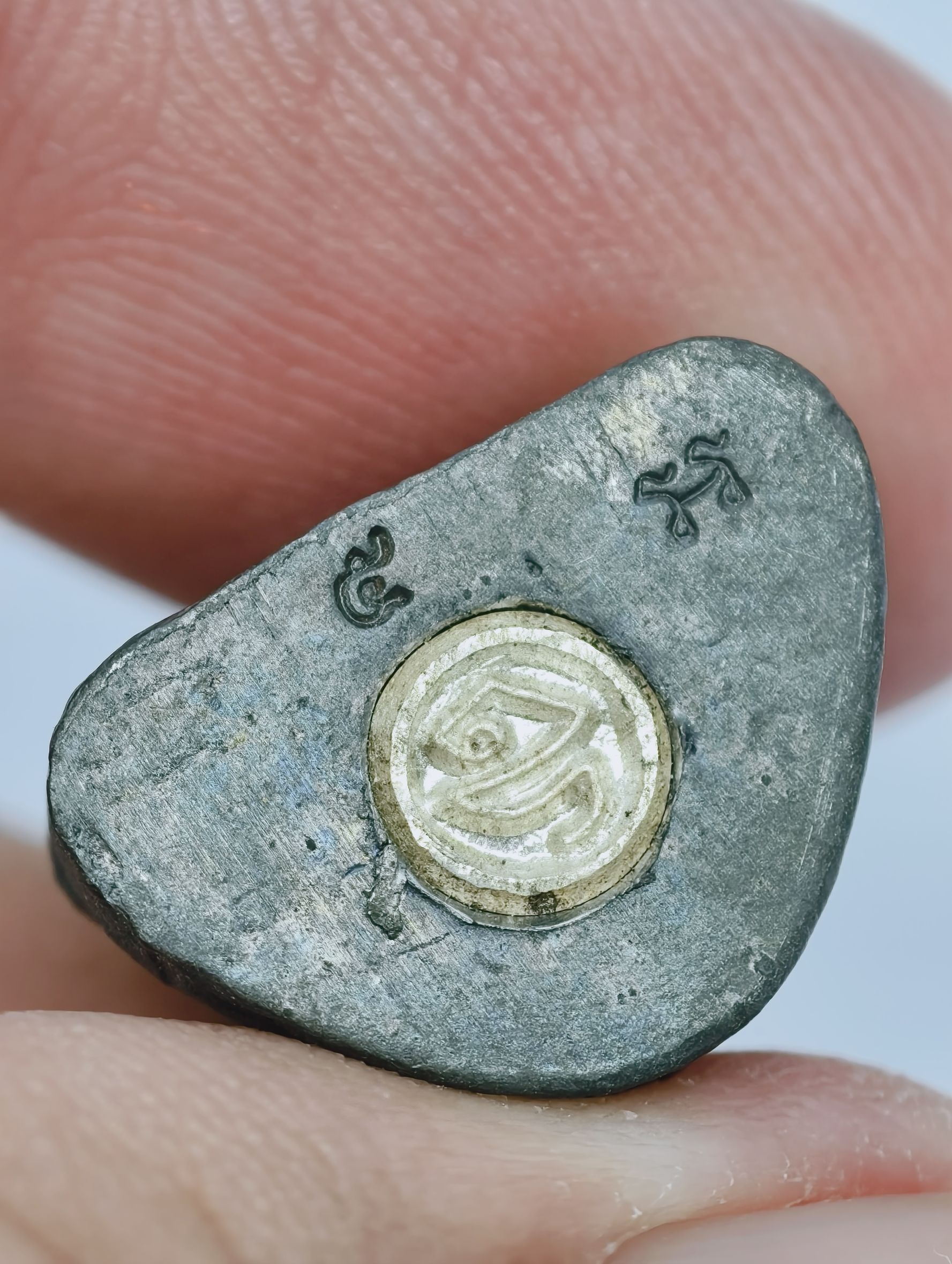 หลวงพ่อเงิน วัดบางคลาน รุ่น ซ่อมโบสถ์วัดท้ายน้ำ เลข5 KA3451