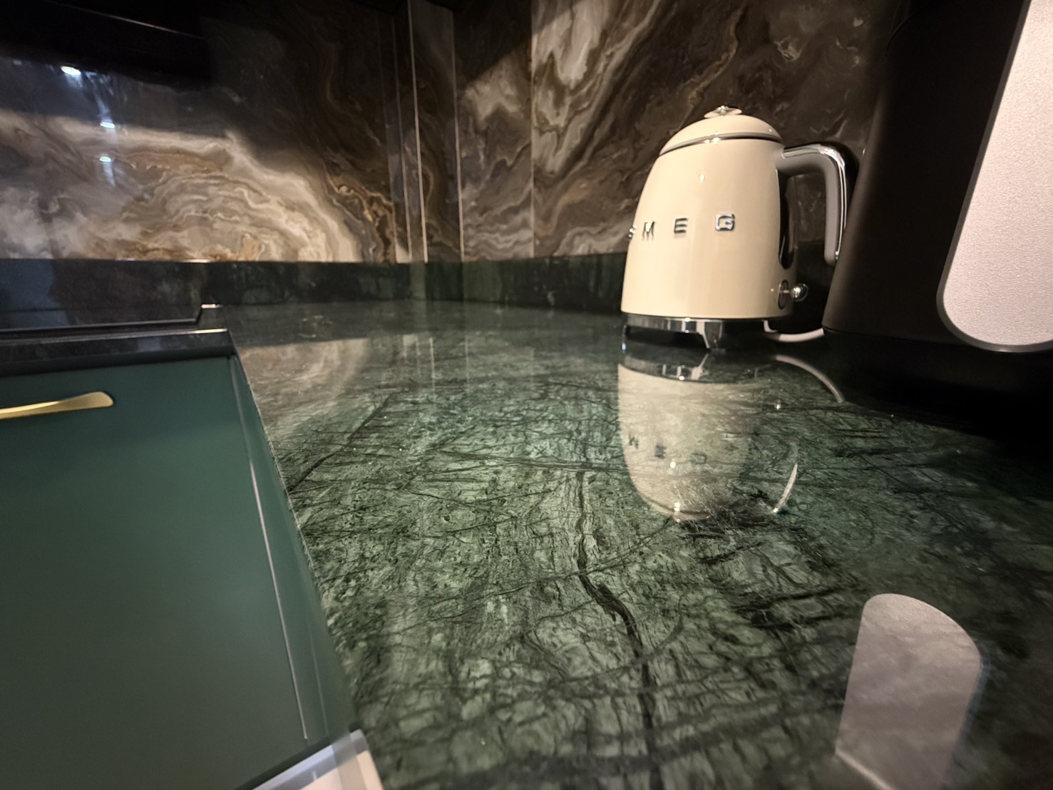 ครัวสีเขียว #ครัวบิ้วอิน บ้านคุณมรกต ราคา 100,000-