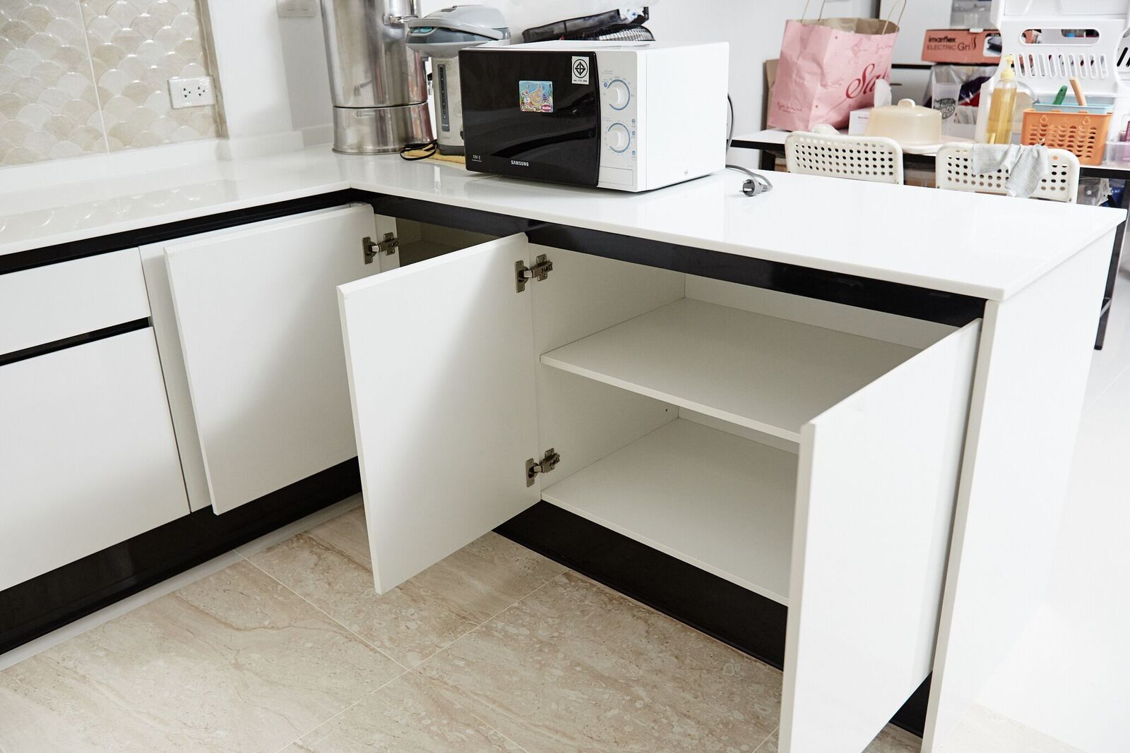 2.8×3 ตู้บน+ล่าง 1.4 counter 1 ระดับ