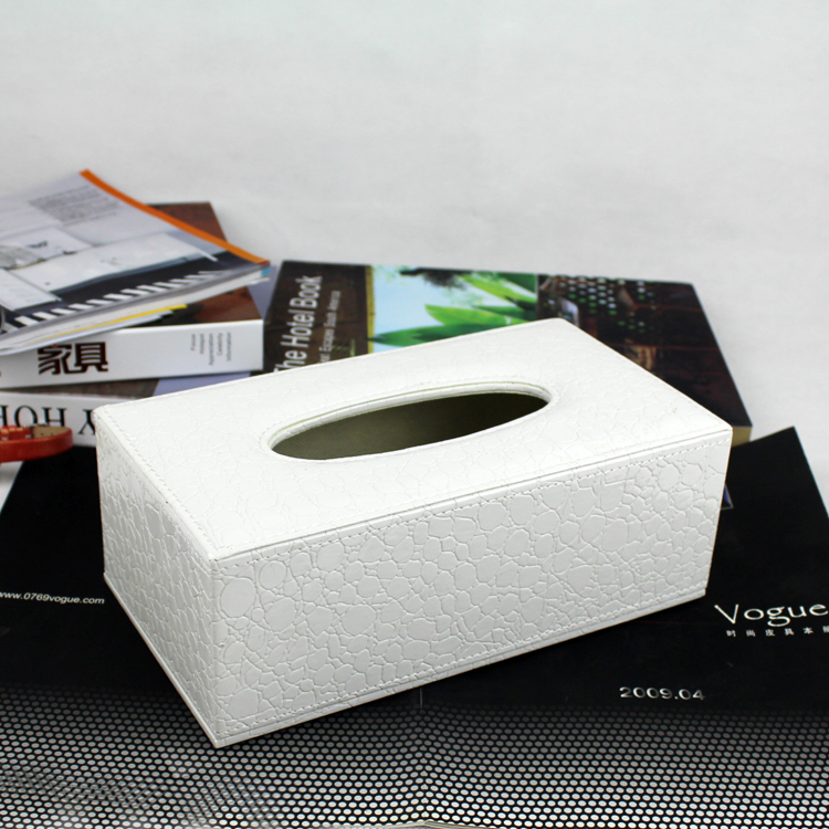 กล่องทิชชู่ ลายหนังจระเข้ สีขาว ขนาด 25.5cm x 14cm x 9.5cm