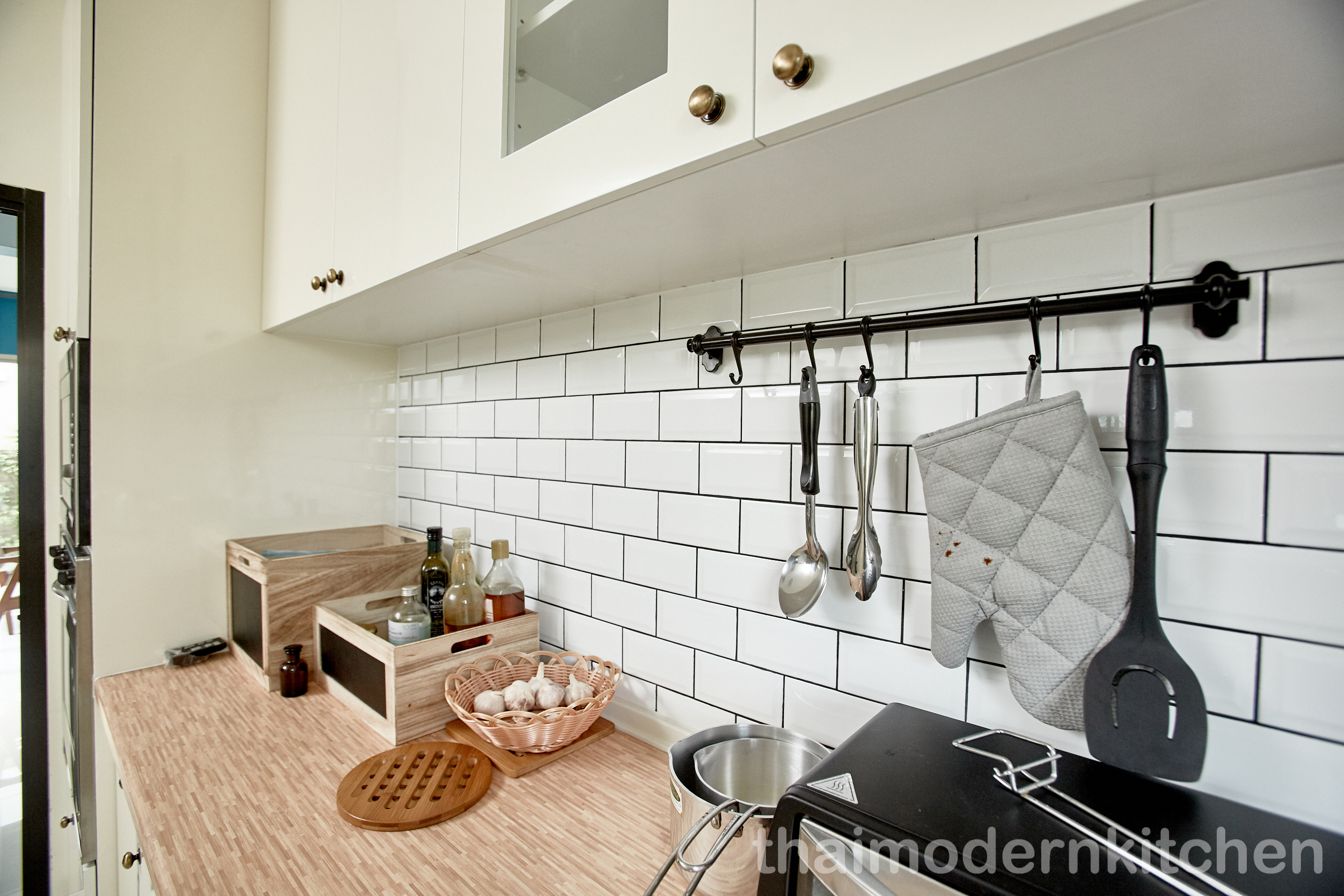 2.6 ตู้ล่าง+บน 0.6 ตู้เต็มสูง 220cm 2.2+1 เมตร ตู้ล่าง .