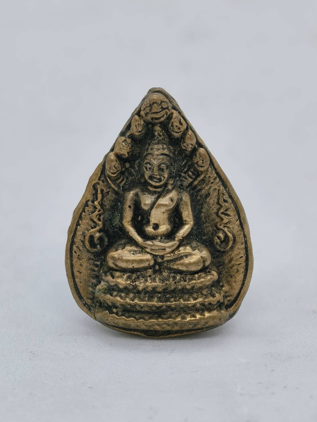 พระนาคปรกใบโพธิ์ ปี14 เนื้อขันลงหิน ออกวัดสระแก้ว กล่องเดิม AC1826