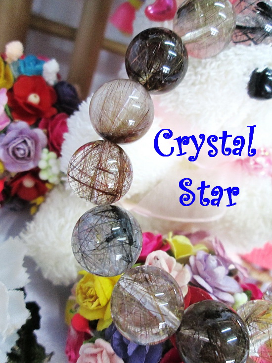 สร้อยข้อมือไหมห้าสี