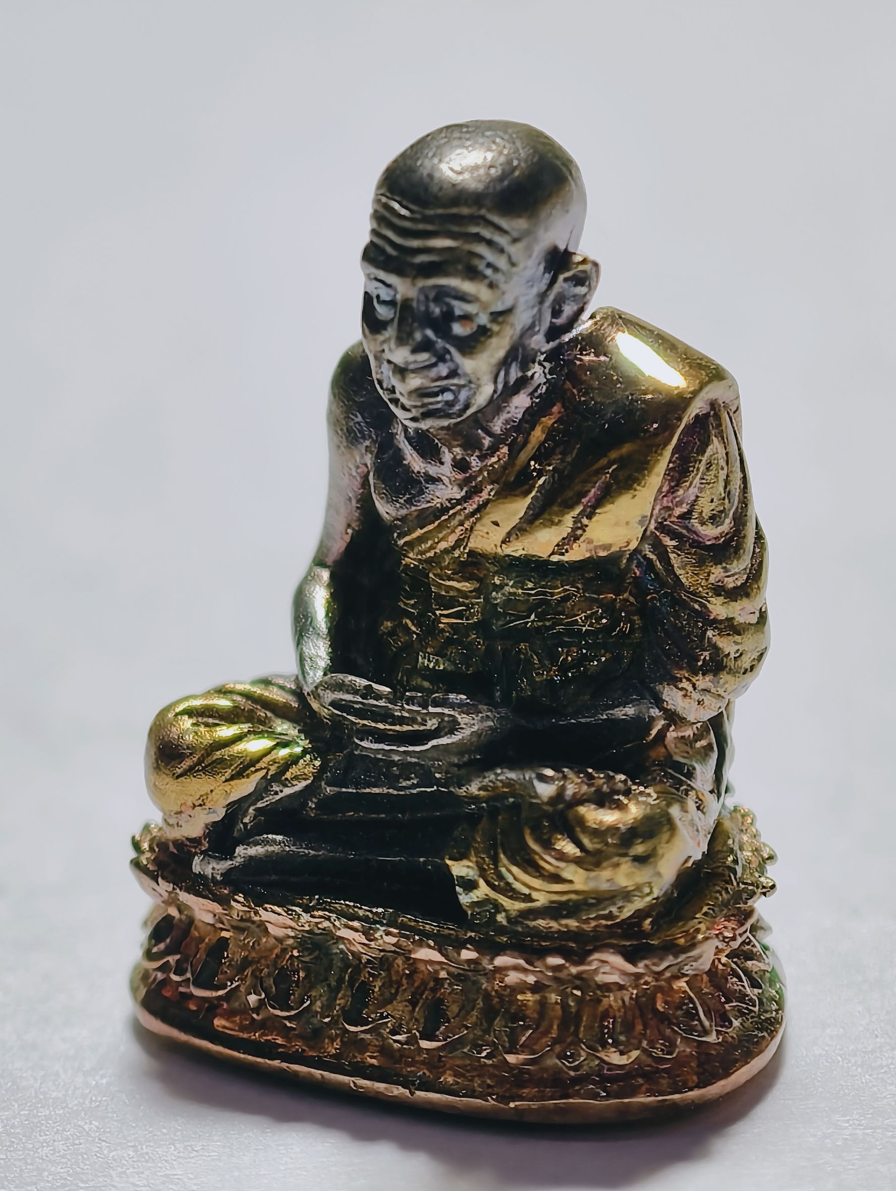 หลวงปู่ทวด วัดช้างให้ เนื้อเงินแท้ ขัดเงาพ่นทราย 3 กษัตริย์ AC2434