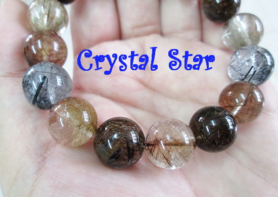 สร้อยข้อมือไหมห้าสี