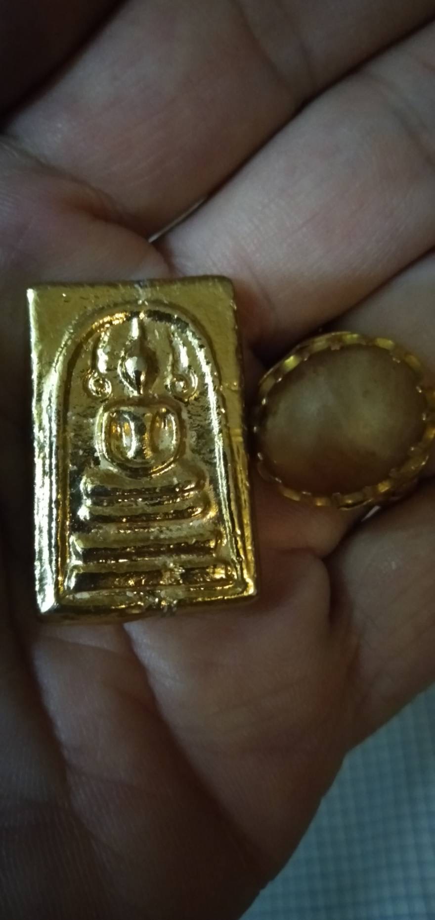 พระสมเด็จวัดระฆัง ตำนานวังหน้าและวังหลังเนื้อเปียกทองคำ