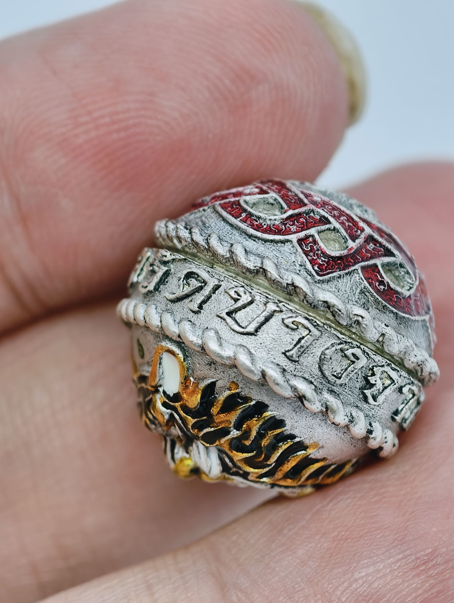 หลวงปู่ตือ วัดบางจาก ปรอทกรอ ในตำนาน เสือคงกระพัน เลข 6 KA2439