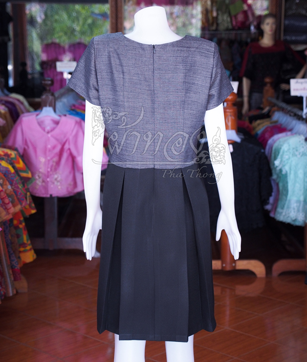 เดรสผ้าทอลายสายฝนแต่งจีบทวิสต์ ไซส์ S