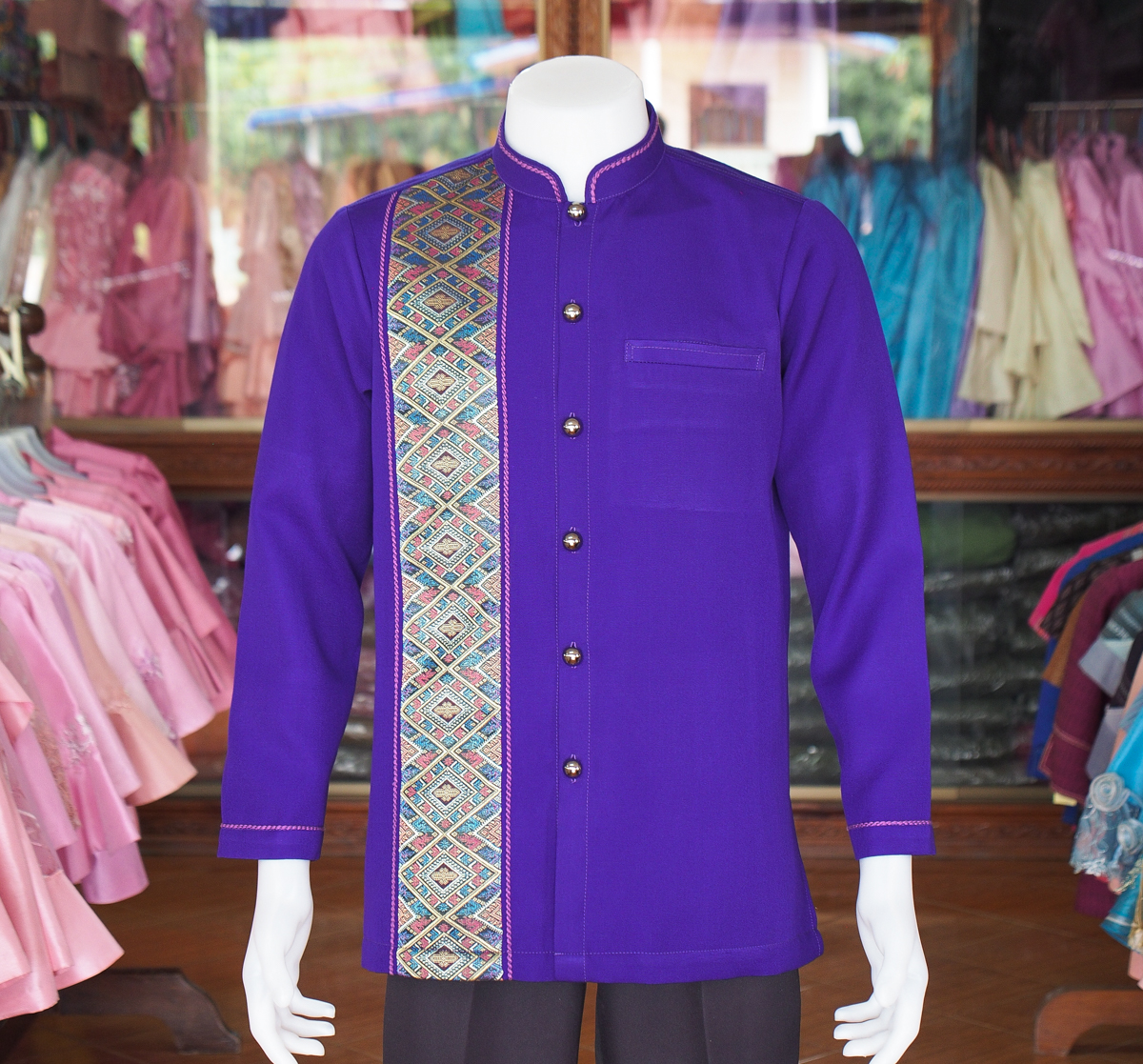เสื้อผ้าฝ้ายสุโขทัยแต่งจก คอพระราชทานแขนยาว สีม่วงเข้ม ไซส์ L
