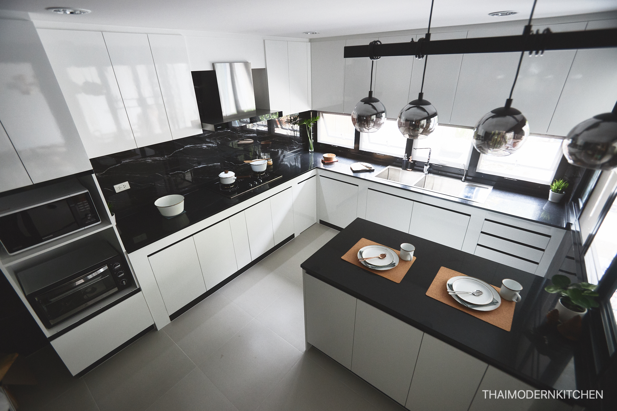 Island ราคาเริ่ม 40000-70000