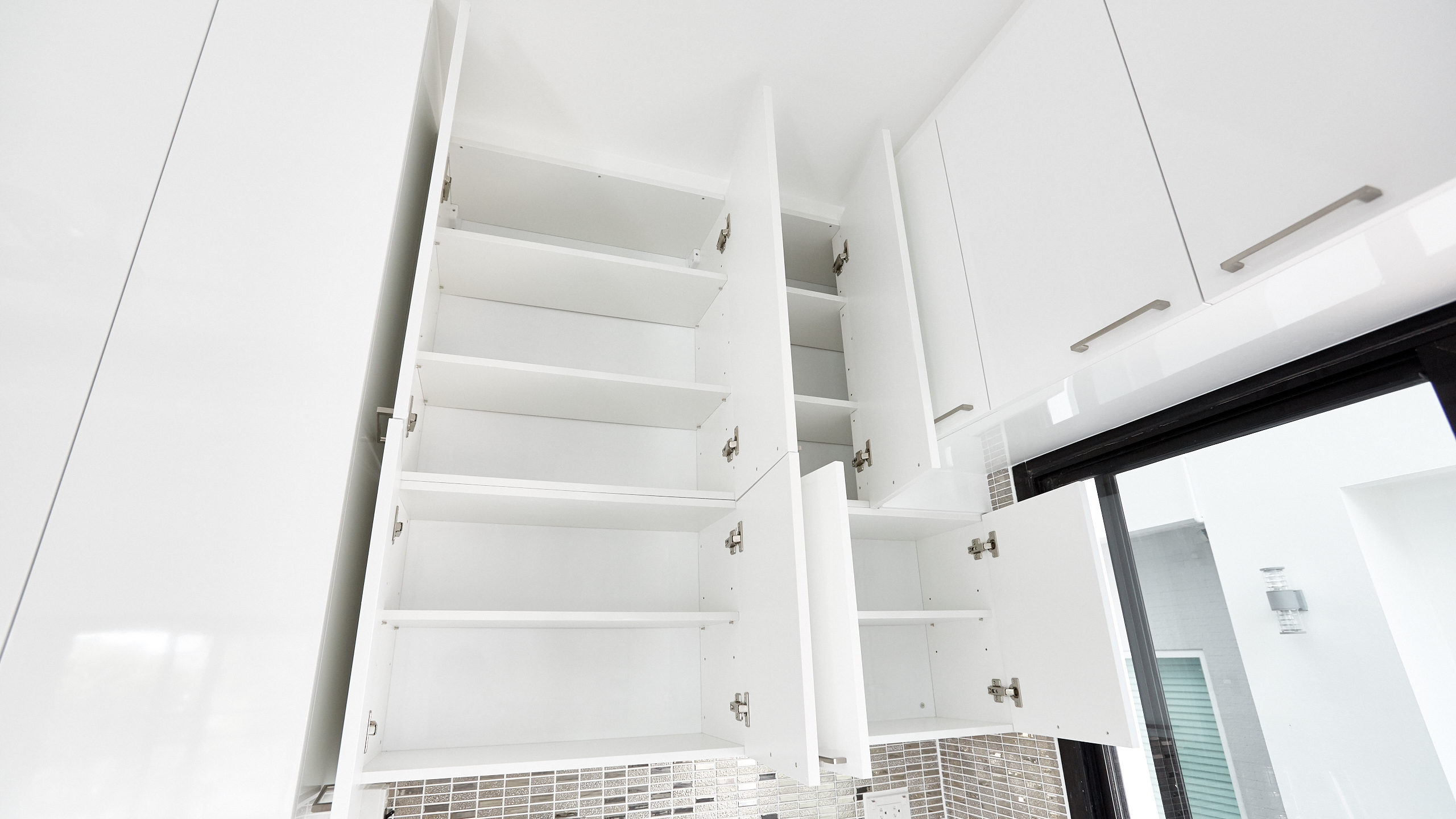 3 ตู้บน+ล่าง 3.2 ตู้บน+ล่าง 1.5 ตู้ล่าง