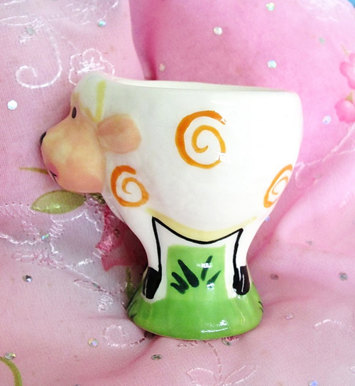 เซรามิค (สำหรับวางไข่)