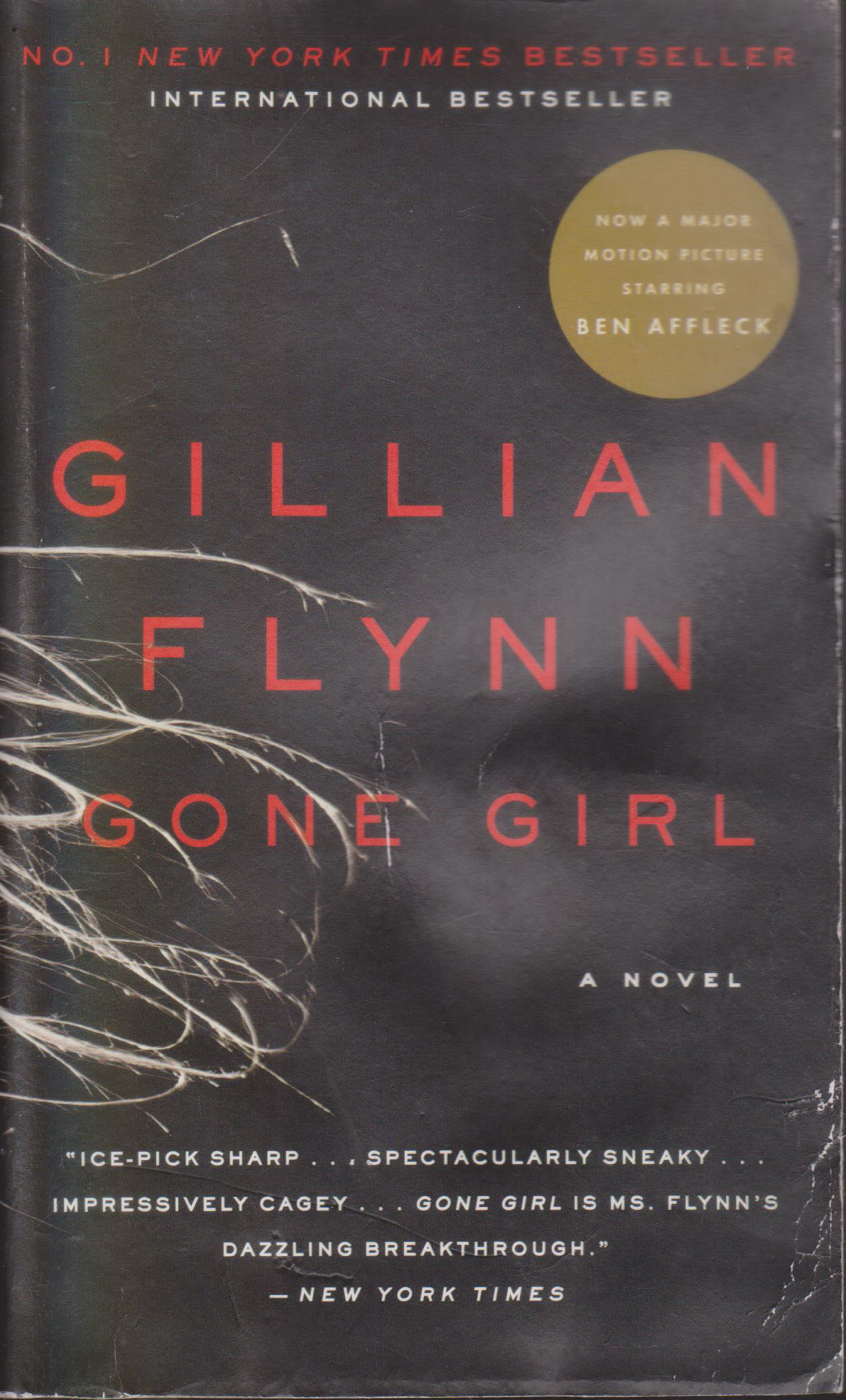 นิยายภาษาอังกฤษ Gone Girl by Gillian Flynn (*ตำหนิ คราบน้ำ เปิดอ่านได้ปกติ)