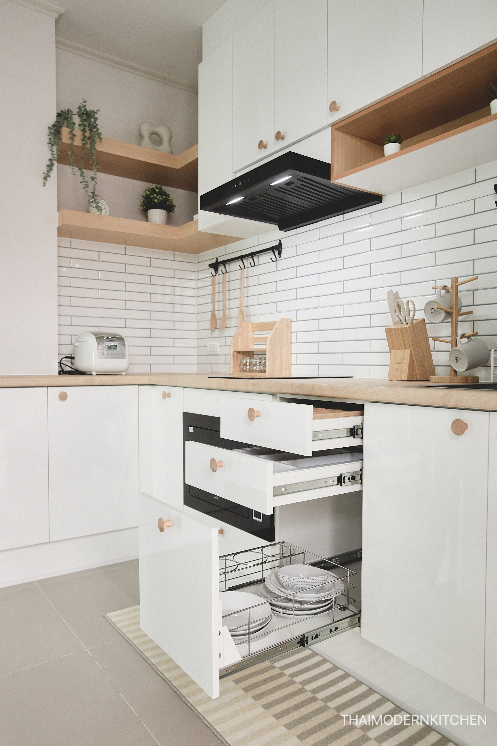 ครัวบิ้วอิน บ้านคุณ กลวัชร ราคา 61000- มบ.ศุภาลัยไพรด์ บางนา-ลาดกระบัง 2.85 +1.74 ตู้บน+ล่าง