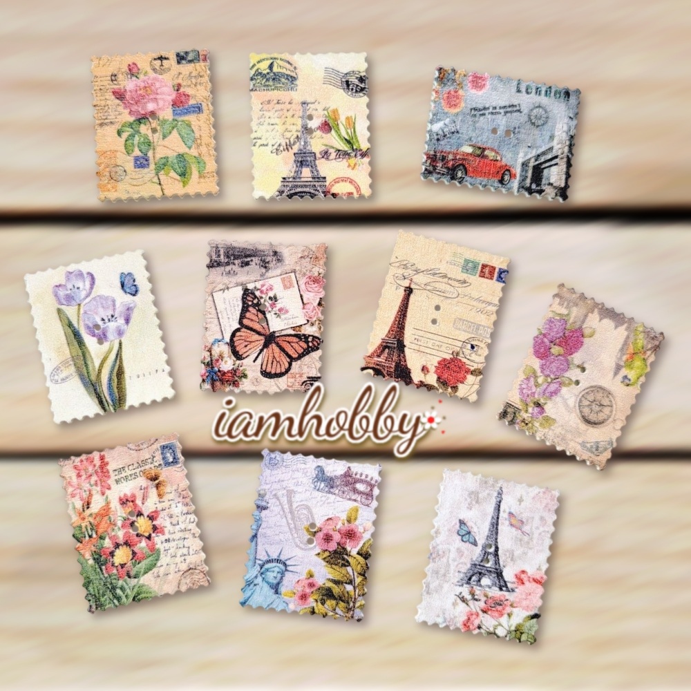 กระดุมไม้สี่เหลี่ยมรูปสแตมป์ลายวินเทจ คละลาย ชุด 1 (แพ็คละ 10 ชิ้น)
