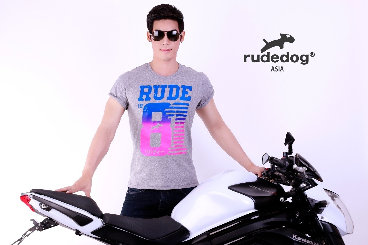 เสื้อยืด Rudedog รุ่น Rude Art Size M