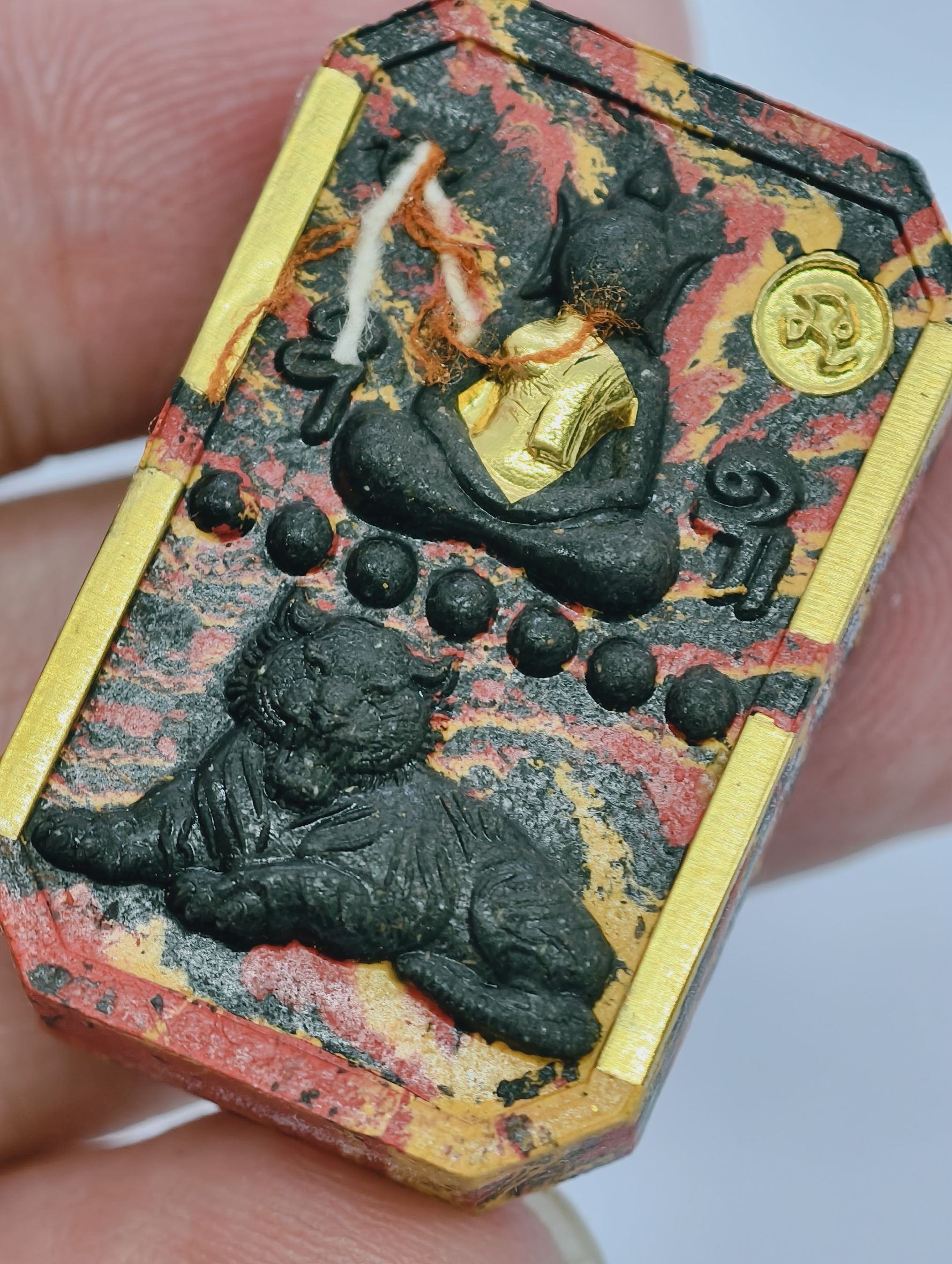 หลวงพ่อประสูติ วัดในเตา สมเด็จเสือนอนกิน พยัคฆ์เศรษฐี ชุดงานมาสเตอร์พีซ หน้ากากทองคำ หมุดนะ ตะกรุดทอง4ดอก KA2892